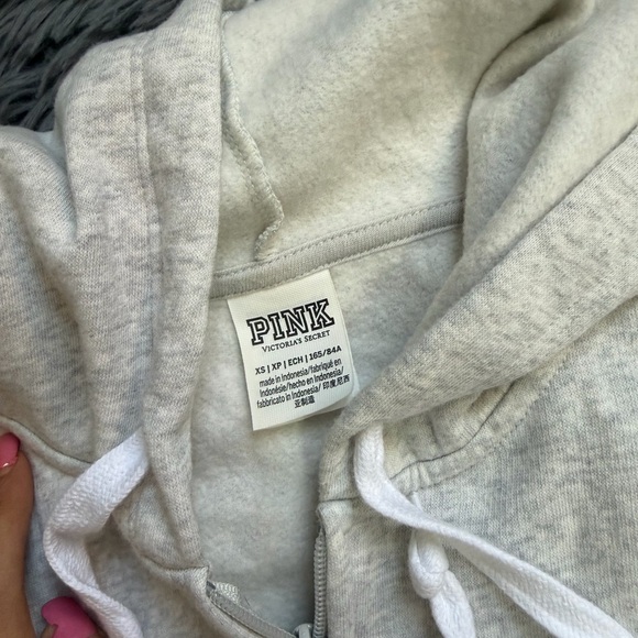 🌟PINK Victoria's Secret Light Gray Hoodie and Sweatpants XS/S - Picture 5 of 5